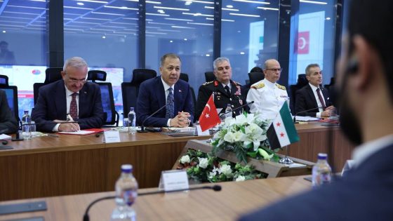 الرئيس السوري يبحث مع وزير الداخلية التركي تعزيز التعاون الأمني بين البلدين