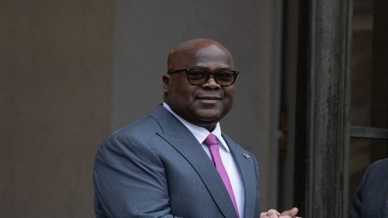 PARIS, FRANCE - 2026/01/23: Félix Tshisekedi, the President of the Democratic Republic of Congo, is seen at the entrance of the Elysee Presidential Palace. The French President Emmanuel Macron received the President of the Democratic Republic of Congo Félix Tshisekedi at the Elysee Presidential Palace, in Paris, France. Following on from the conference in support of peace and prosperity in the Great Lakes region held in Paris on 30 October, the two leaders will discuss the situation in the east of the Democratic Republic of Congo (DRC), which remains a cause for serious concern. (Photo by Telmo Pinto/SOPA Images/LightRocket via Getty Images)