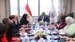 وزير الصحة يبحث تنفيذ المدينة الطبية بالشراكة مع القطاع الخاص والبنك الأوروبي لإعادة الإعمار والتنمية