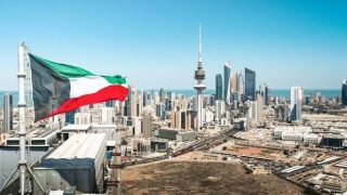 الكويت تعلن تعرض منشأة نفطية ومراكز حدودية برية لهجمات معادية