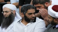 بعد خروجه من المستشفى.. فضل شاكر يعود إلى السجن وترقب لقرار إخلاء سبيله
