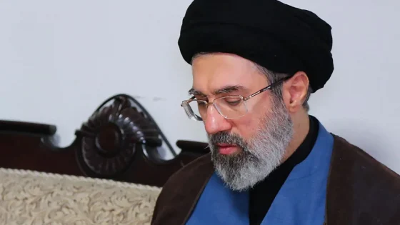 مجتبى خامنئي يوجه رسالة لحزب الله: مستمرون على نهج والدي ومتمسكون بشرط إنهاء العدوان