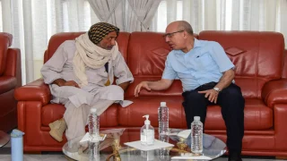 الجزائر تتسلم رهينة ألمانية من النيجر وسط غموض حول ملابسات اختطافه