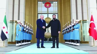 قائد قسد يكشف تفاصيل اندماج قواته في الجيش السوري ويشيد بإردوغان