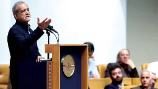 إيران تربط إعادة فتح مضيق هرمز بتنفيذ التزامات واشنطن ورفع الحصار