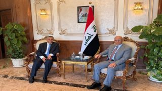 السفير العراقي بالقاهرة يستقبل وزير الخارجية الليبي السابق