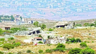 إسرائيل تصعّد غاراتها في جنوب لبنان.. وسلام: لا خيار سوى جيش واحد ودولة واحدة