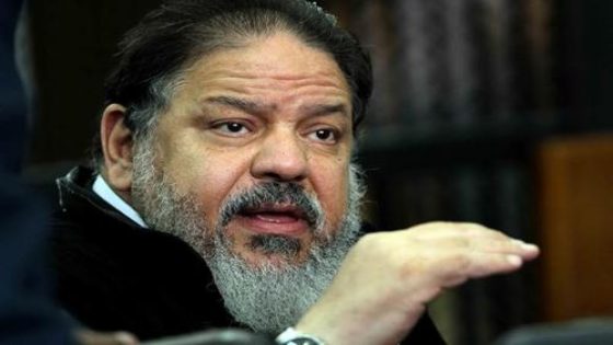 منتصر الزيات يهدد: لن تكون نقيبا لمحامين مصر.. على جثتي