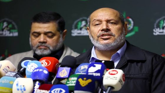مباحثات حاسمة بين حماس والقاهرة لإلزام إسرائيل بـاستكمال خطة السلام