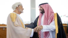 محمد بن سلمان وهيثم بن طارق يبحثان تهدئة المنطقة وأمن الملاحة في هرمز
